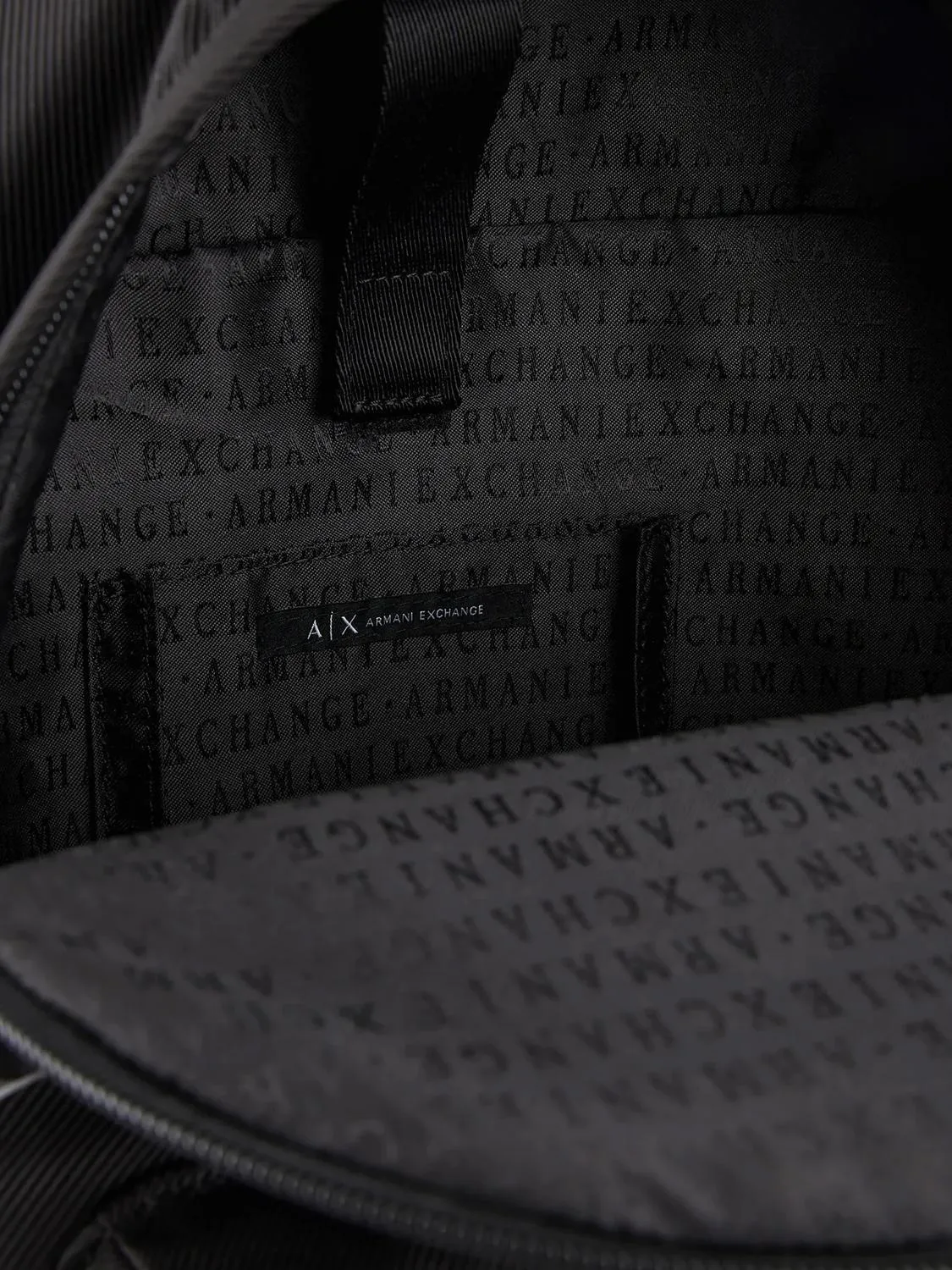 Armani Exchange We Beat As One Sac À Dos Pc 13" Noir - Achetez À Prix Outlet!