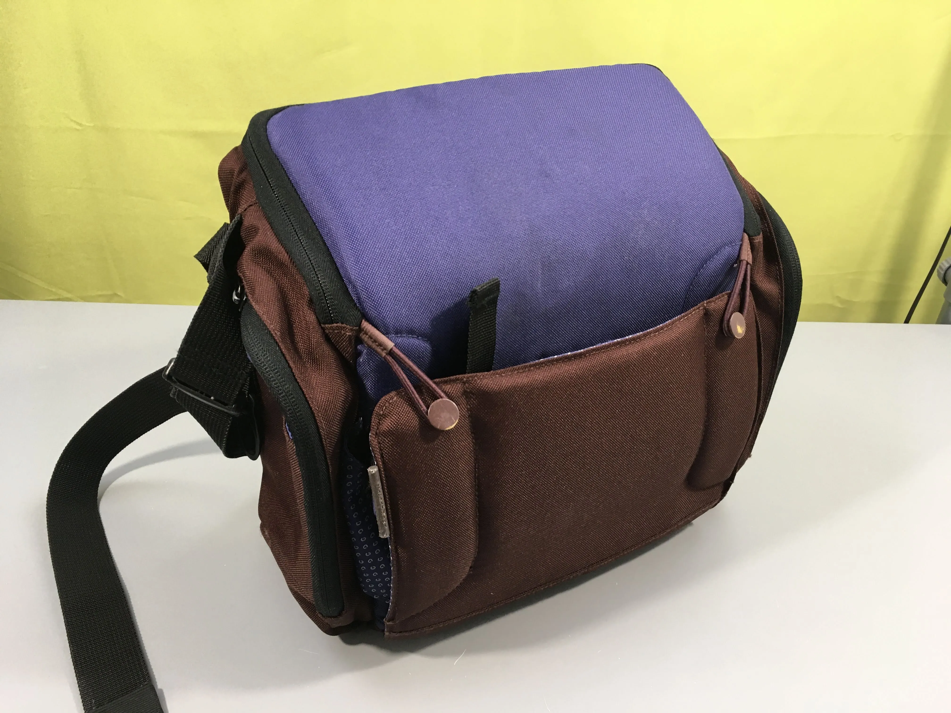 Original Bag 2 en 1 violet sac à langer et réhausseur, avec tapis à langer