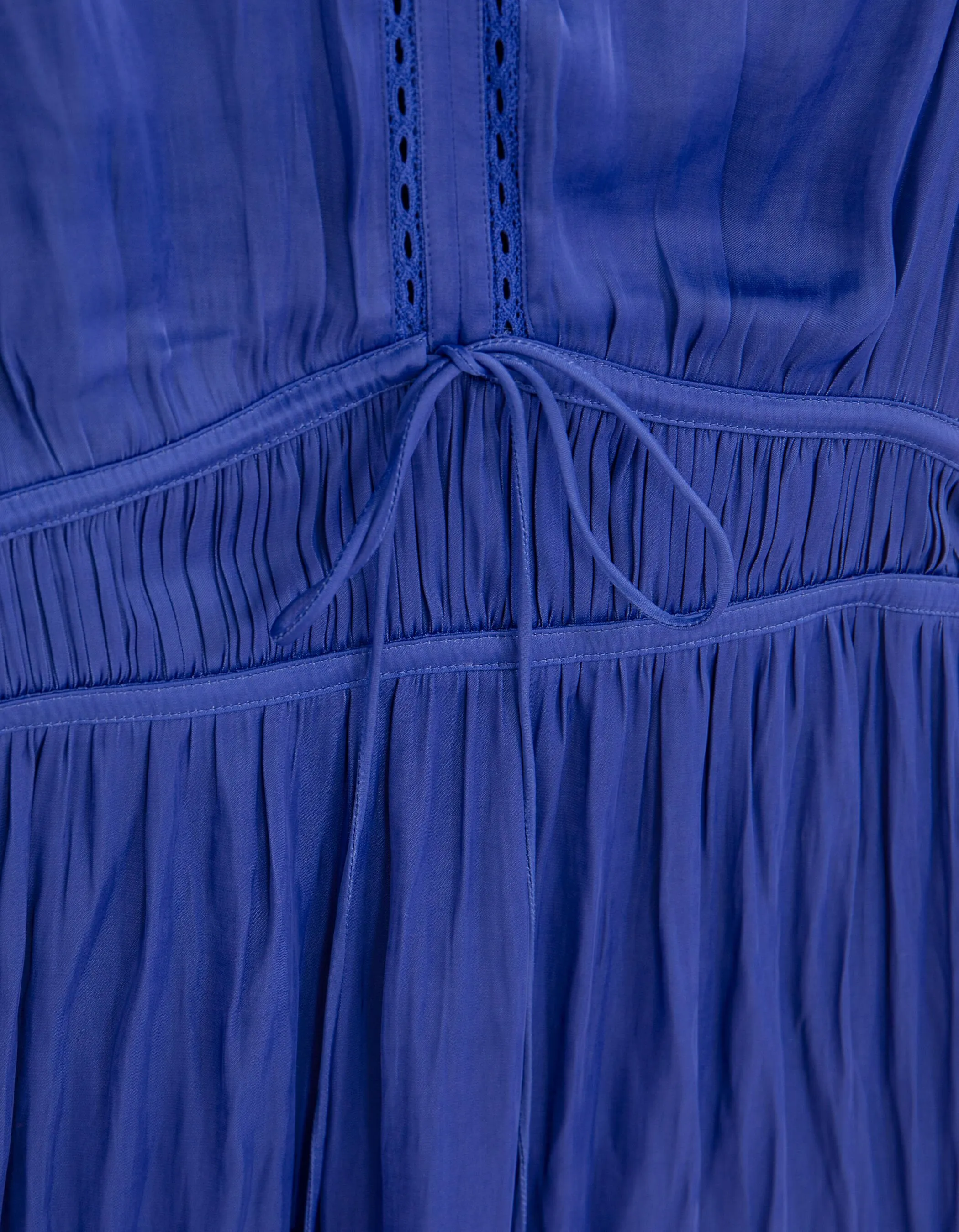 Robe bleu roi froissée manches papillon Femme