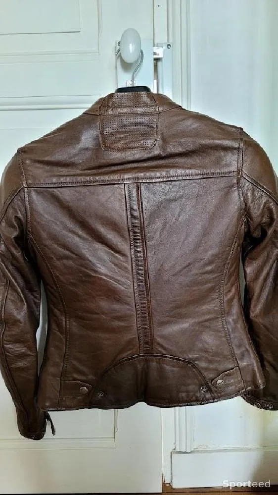 Veste moto IXON Cranklady M neuf Ajouté le : 10/04/2024