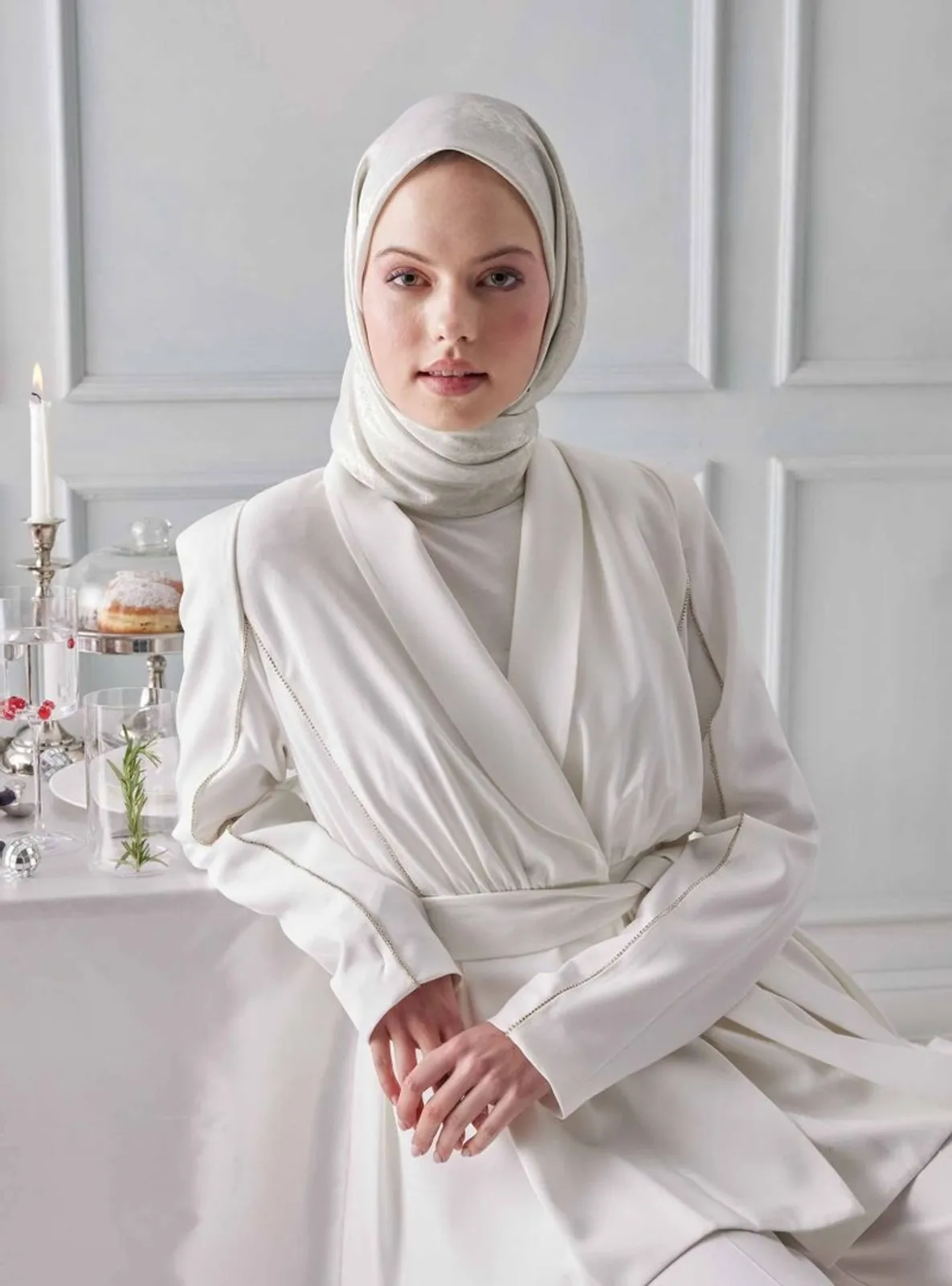 White - Scarf